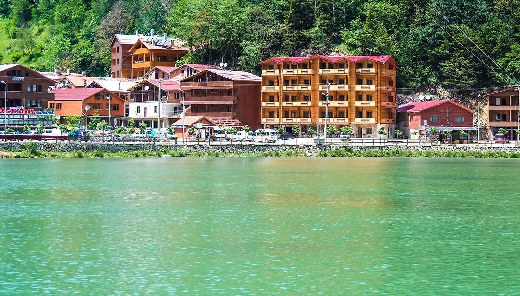 فندق غراند اوزنجول Grand Uzungol Hotel