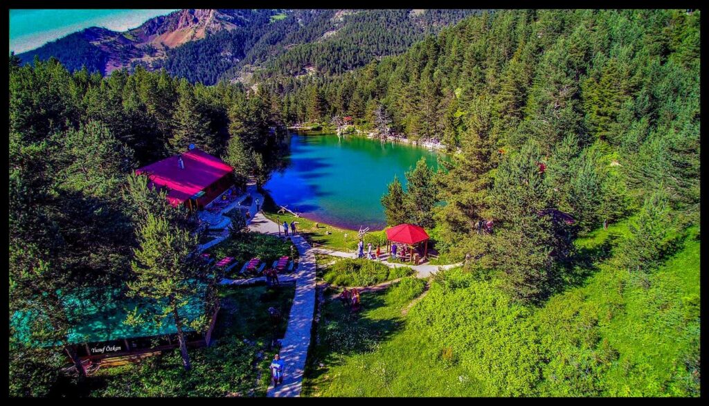 جولة بحيرة ليمني